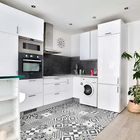 Appartement Quartier Tour Eiffel Free Netflix Paris Exterior photo